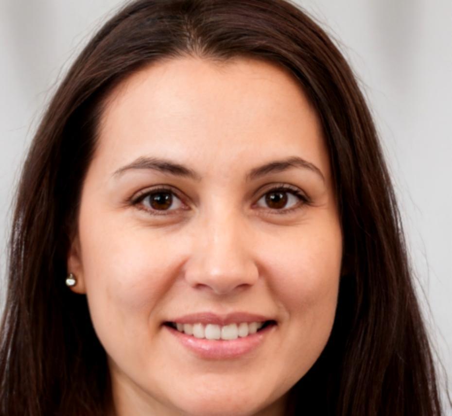 Преподаватель Елена Димитрова